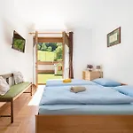 Feher Galamb Vendeghaz 4* Tolmacs