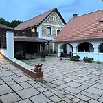 Feher Galamb Vendeghaz 4*