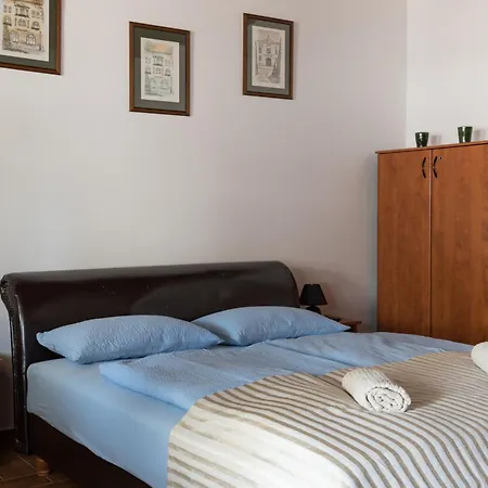 Feher Galamb Vendeghaz Πανσιόν Tolmacs